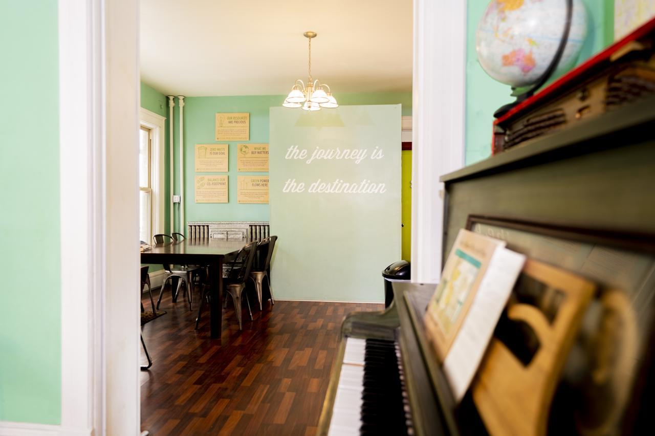 Hi - Madison Hostel Екстериор снимка